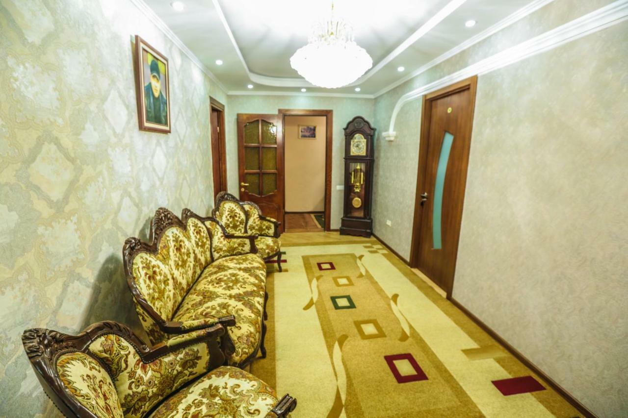 Hotel S.R Тбілісі Екстер'єр фото